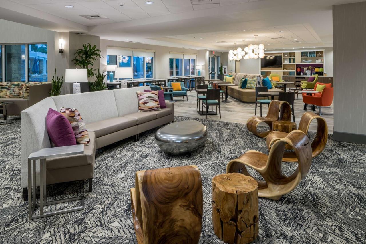 Home2 Suites By Hilton Cape Canaveral Cruise Port Exteriör bild