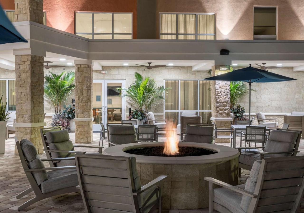 Home2 Suites By Hilton Cape Canaveral Cruise Port Exteriör bild