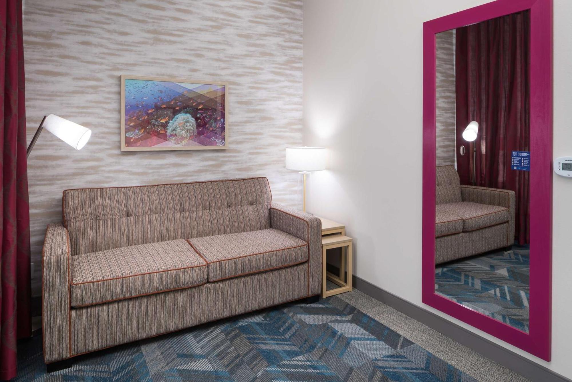 Home2 Suites By Hilton Cape Canaveral Cruise Port Exteriör bild