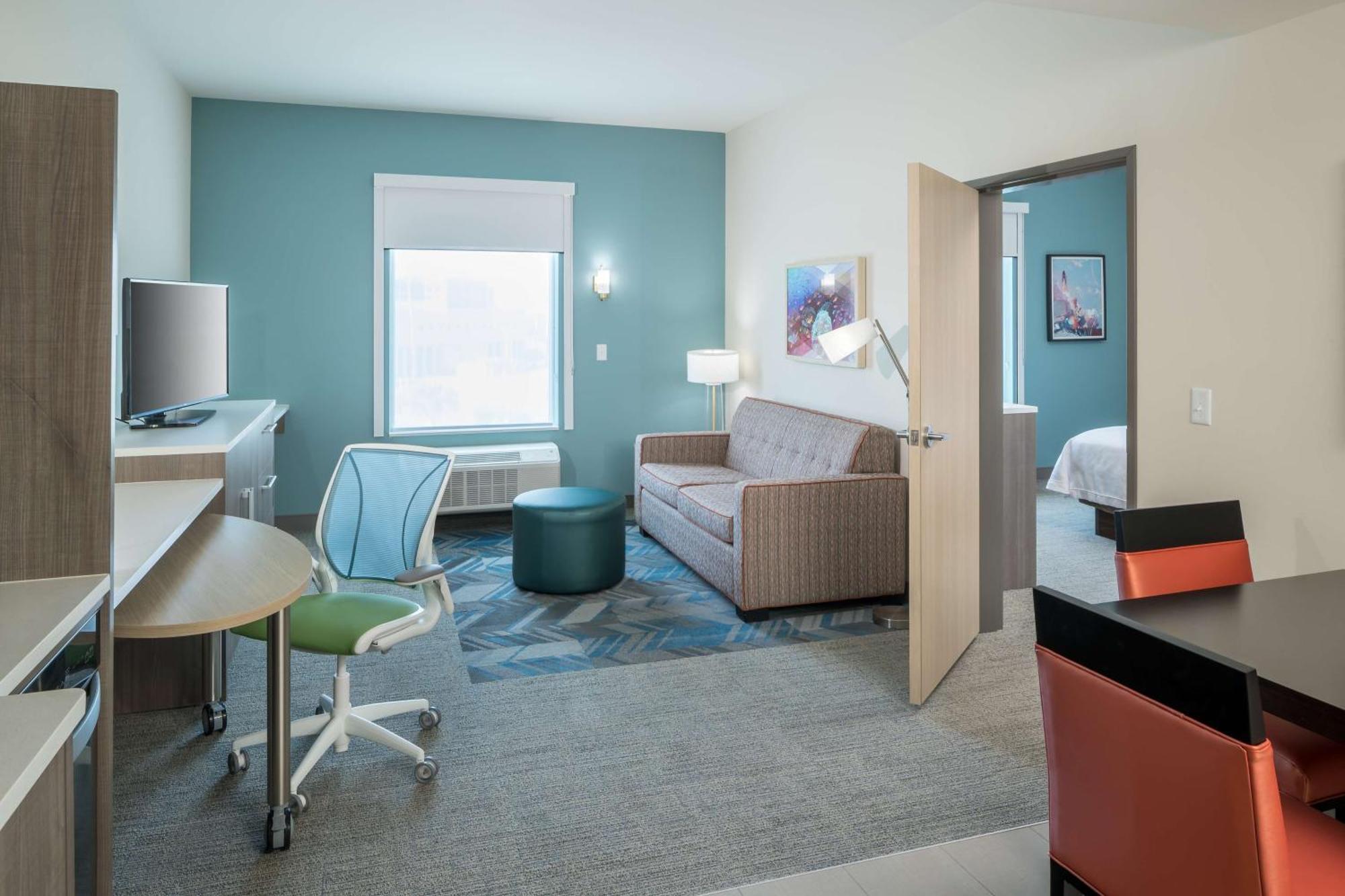 Home2 Suites By Hilton Cape Canaveral Cruise Port Exteriör bild