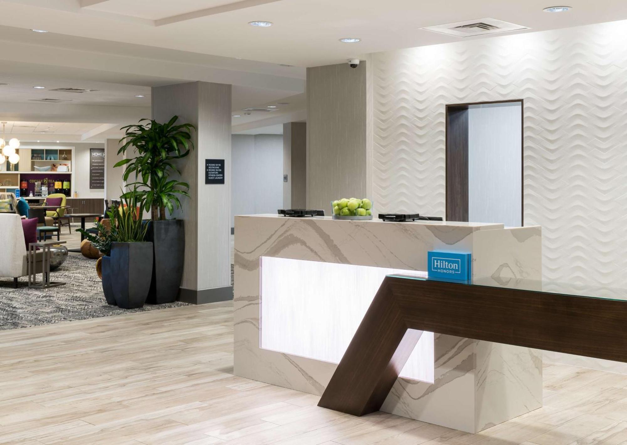 Home2 Suites By Hilton Cape Canaveral Cruise Port Exteriör bild