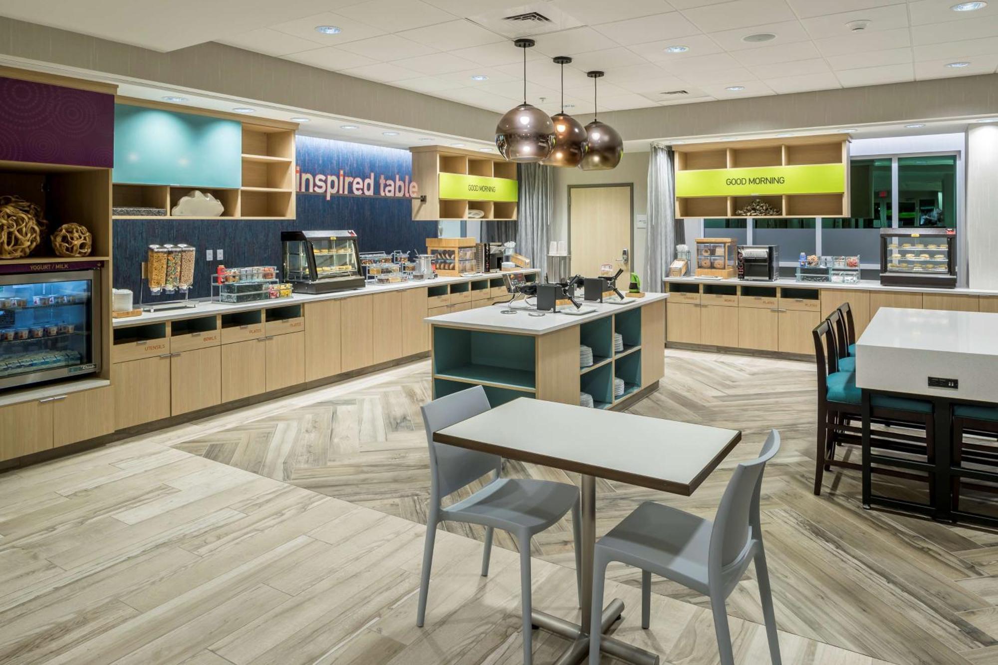 Home2 Suites By Hilton Cape Canaveral Cruise Port Exteriör bild